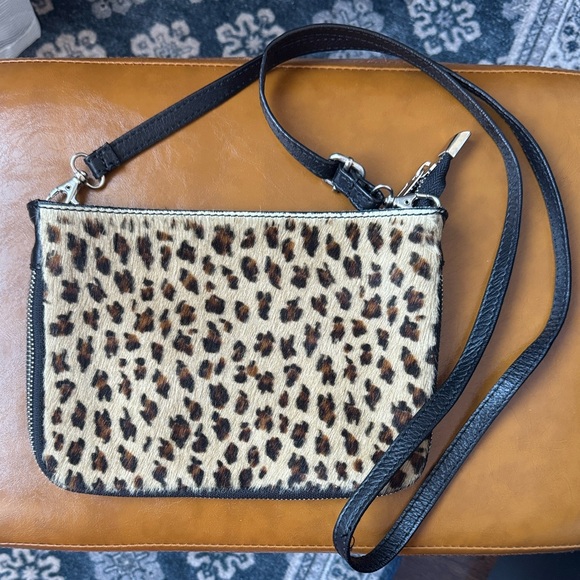 Neiman Marcus Handbags - Y2K Neiman Marcus Leopard Print Crossbody Bag (Genuine Leather&Calf Hair)